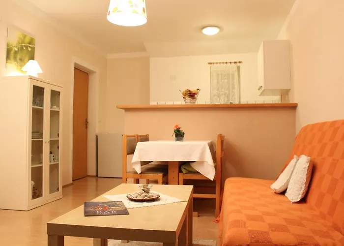 Haus Mandarina Palit